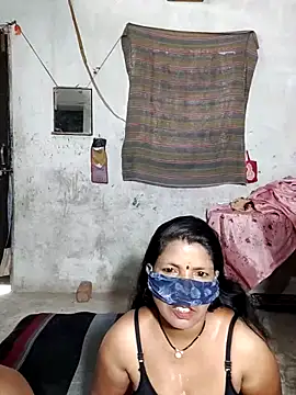 Snapshot of saritabhabixxx chatting on June 2026 11:46:01 AM saritabhabixxx online show from June 2026 11:46:01 AM
