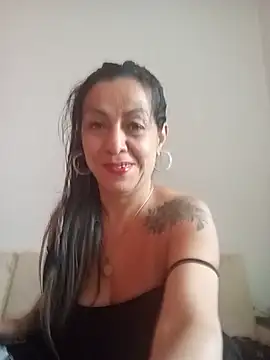 Snapshot of awezomepenelope chatting on June 2026 12:19:02 PM awezomepenelope online show from June 2026 12:19:02 PM