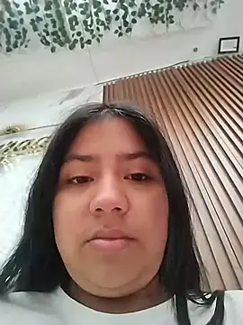 Amber Herrera online show from July 2026 12:33:01 PM
