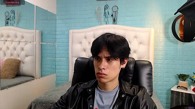 wayath1 online show from July 2026 11:01:02 AM