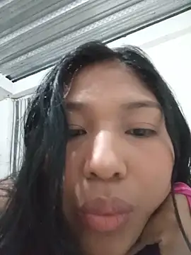 Snapshot of MoonMua chatting on June 2026 03:15:02 AM MoonMua online show from June 2026 03:15:02 AM