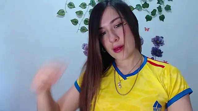 Snapshot of GirlAngell20 chatting on July 2026 10:49:02 PM GirlAngell20 online show from July 2026 10:49:02 PM
