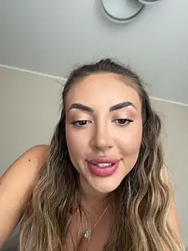 Snapshot of BabesGoWild chatting on May 2026 10:34:02 AM BabesGoWild online show from May 2026 10:34:02 AM