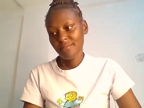 Snapshot of Pretty_pretty2 chatting on June 2026 02:43:02 PM Pretty pretty2 online show from June 2026 02:43:02 PM