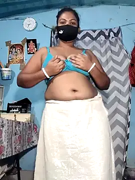 Snapshot of Mis-maya chatting on July 2026 03:05:02 PM Mis-maya online show from July 2026 03:05:02 PM