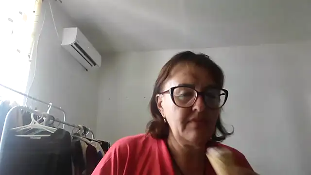ErikaXShine online show from August 2026 11:52:01 AM