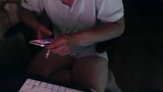 Snapshot of Andre95x chatting on June 2026 03:25:01 AM Andre95x online show from June 2026 03:25:01 AM