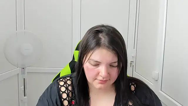 Snapshot of MargaretDark chatting on July 2026 12:18:02 PM MargaretDark online show from July 2026 12:18:02 PM