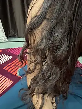 Snapshot of cute_manu- chatting on August 2026 11:09:02 AM cute manu- online show from August 2026 11:09:02 AM