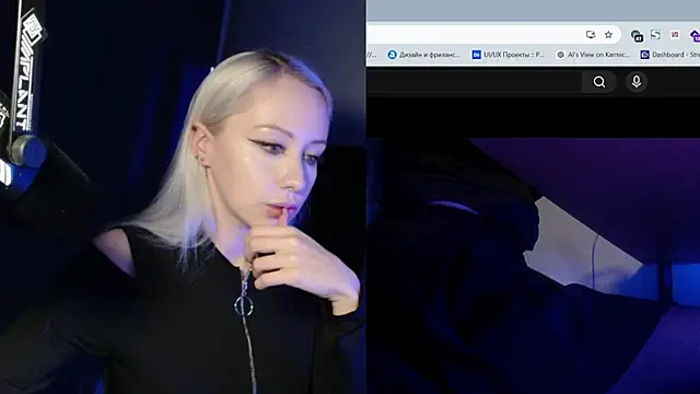 roxxyrowe online show from July 2026 09:41:01 PM