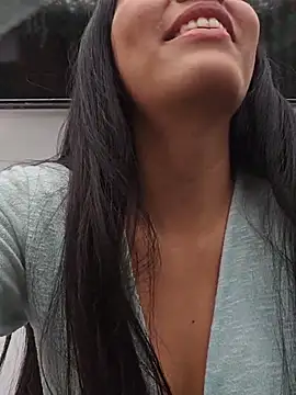 Carla Alvez online show from July 2026 03:25:01 PM