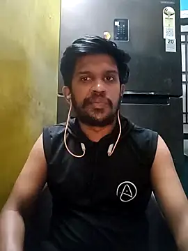 Lawrencedlkk007 online show from April 2026 12:53:02 PM