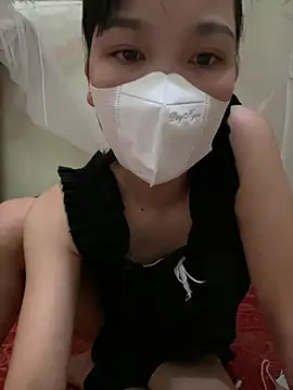 Snapshot of -Thuylove- chatting on June 2026 05:17:02 PM -Thuylove- online show from June 2026 05:17:02 PM