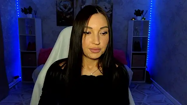 NikoleMills online show from July 2026 06:07:01 AM