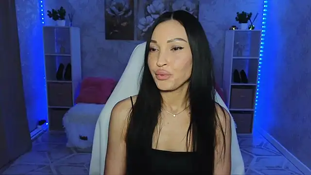NikoleMills online show from July 2026 05:21:02 AM