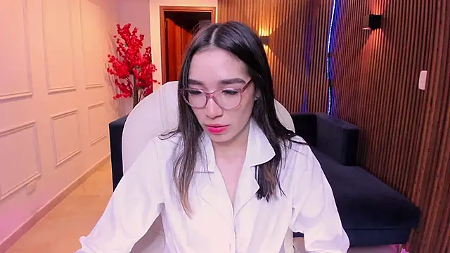 Snapshot of Emma_caarter_ chatting on July 2026 03:15:01 AM Emma caarter online show from July 2026 03:15:01 AM