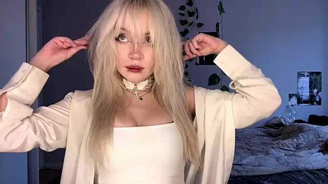 Velvets Vixens01 online show from June 2026 04:28:02 PM