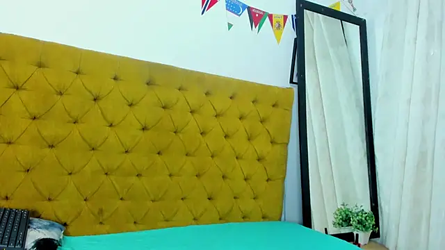 Daniela Spencerr online show from July 2026 10:56:02 AM