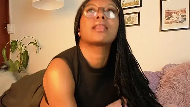 Victoria-Jacksonn online show from June 2026 08:41:02 PM