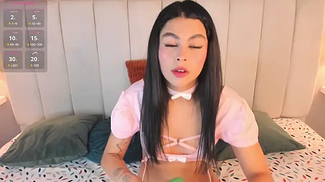 Snapshot of Kylie_Mckenzie chatting on July 2026 01:25:02 AM Kylie Mckenzie online show from July 2026 01:25:02 AM