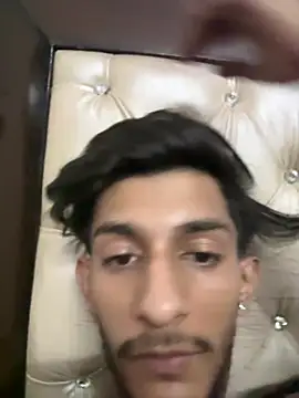ronnnnn718 online show from June 2026 05:57:02 PM