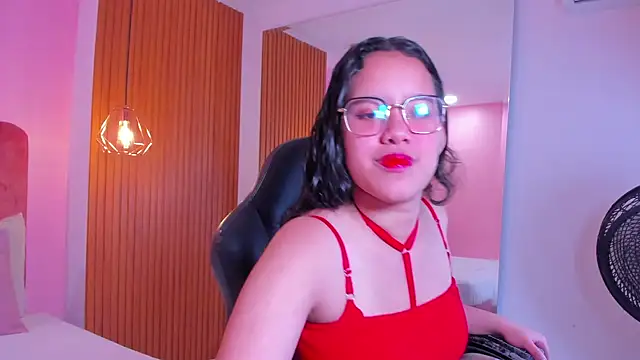 shayra alina online show from July 2026 12:44:01 PM