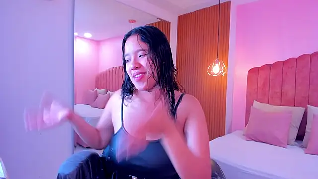 shayra alina online show from July 2026 09:46:02 PM