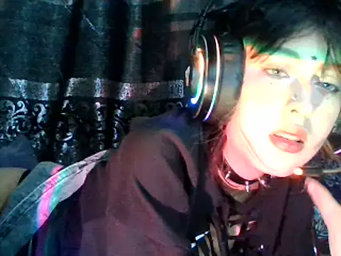 Snapshot of kittenpasive30 chatting on June 2026 04:20:02 PM kittenpasive30 online show from June 2026 04:20:02 PM