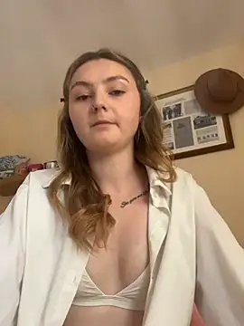ChloeRaexox online show from June 2026 10:57:02 AM