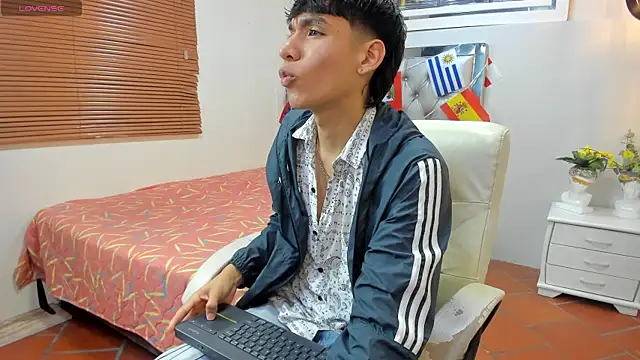 Snapshot of Jake_Falcon chatting on July 2026 11:34:02 AM Jake Falcon online show from July 2026 11:34:02 AM