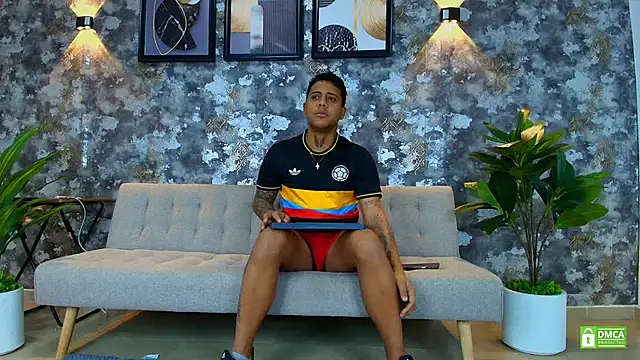 Snapshot of Alejandro_and_Deiby chatting on June 2026 10:56:02 AM Alejandro and Deiby online show from June 2026 10:56:02 AM