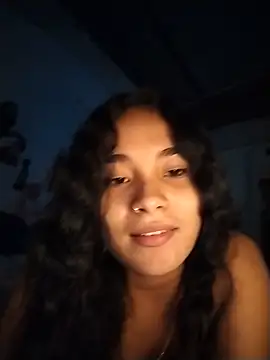Snapshot of Kittyytinaa chatting on June 2026 02:45:01 AM Kittyytinaa online show from June 2026 02:45:01 AM