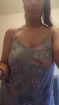 Snapshot of girl_hot31 chatting on July 2026 03:28:01 AM girl hot31 online show from July 2026 03:28:01 AM