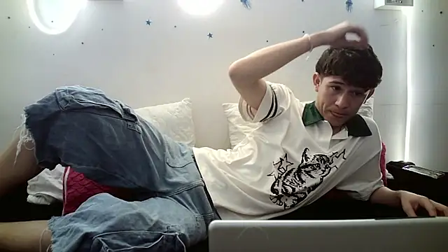 Snapshot of christian_foxx_ chatting on June 2026 02:40:02 PM christian foxx online show from June 2026 02:40:02 PM