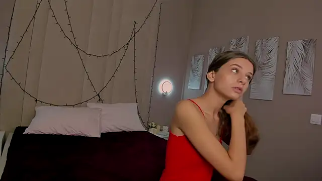 Lola lovesss online show from July 2026 02:22:01 AM