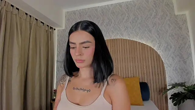 Snapshot of Victoria_Blake_ chatting on July 2026 02:48:02 AM Victoria Blake online show from July 2026 02:48:02 AM