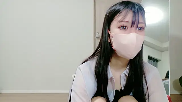 Snapshot of ronchan_v chatting on June 2026 07:08:01 AM ronchan v online show from June 2026 07:08:01 AM