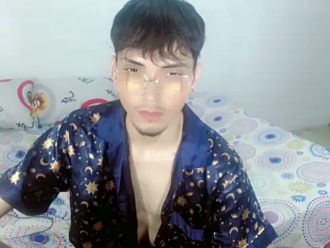 flaco23 latino online show from June 2026 05:49:01 AM