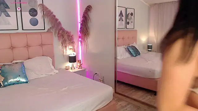 Snapshot of Marilyn_Rosex chatting on July 2026 03:31:02 AM Marilyn Rosex online show from July 2026 03:31:02 AM