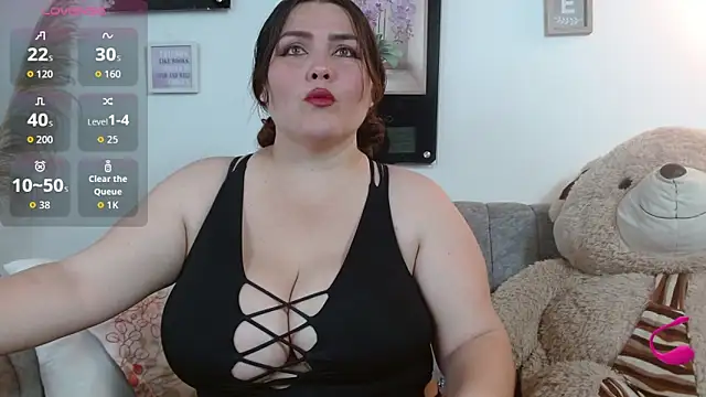 chantal bigboobis online show from June 2026 01:41:02 AM