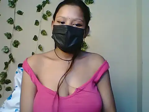 Snapshot of RADHIKA_SINGH8 chatting on June 2026 10:13:02 AM RADHIKA SINGH8 online show from June 2026 10:13:02 AM