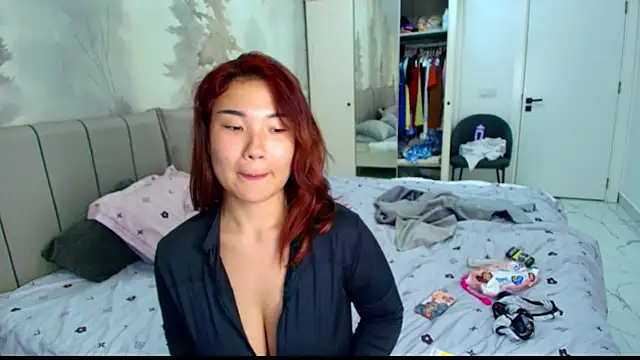 Snapshot of AsianLumi chatting on July 2026 06:15:02 PM AsianLumi online show from July 2026 06:15:02 PM