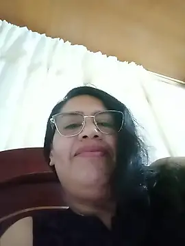 Snapshot of Emilif_ chatting on July 2026 10:45:01 PM Emilif online show from July 2026 10:45:01 PM