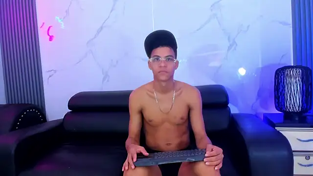 Kleyn black online show from July 2026 11:25:01 AM