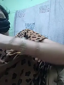 Muslim girl45 online show from June 2026 09:17:01 PM
