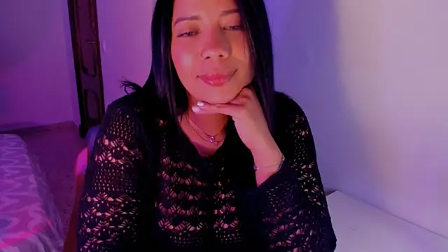 NicolePasqualott online show from May 2026 08:40:02 PM