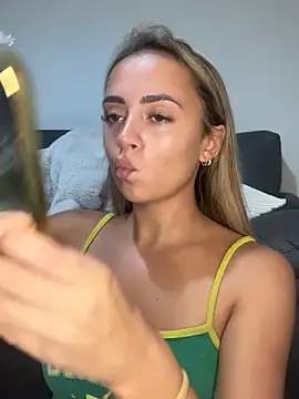 Harrietbronzex online show from August 2026 03:33:01 PM