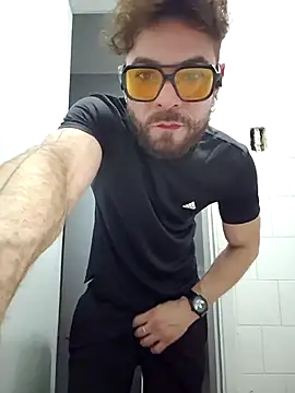 Snapshot of EnricoNetto chatting on June 2026 10:23:02 PM EnricoNetto online show from June 2026 10:23:02 PM