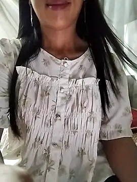 Snapshot of Helen-nn chatting on July 2026 12:44:01 PM Helen-nn online show from July 2026 12:44:01 PM