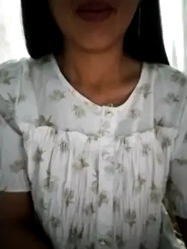 Snapshot of Helen-nn chatting on July 2026 10:22:01 PM Helen-nn online show from July 2026 10:22:01 PM